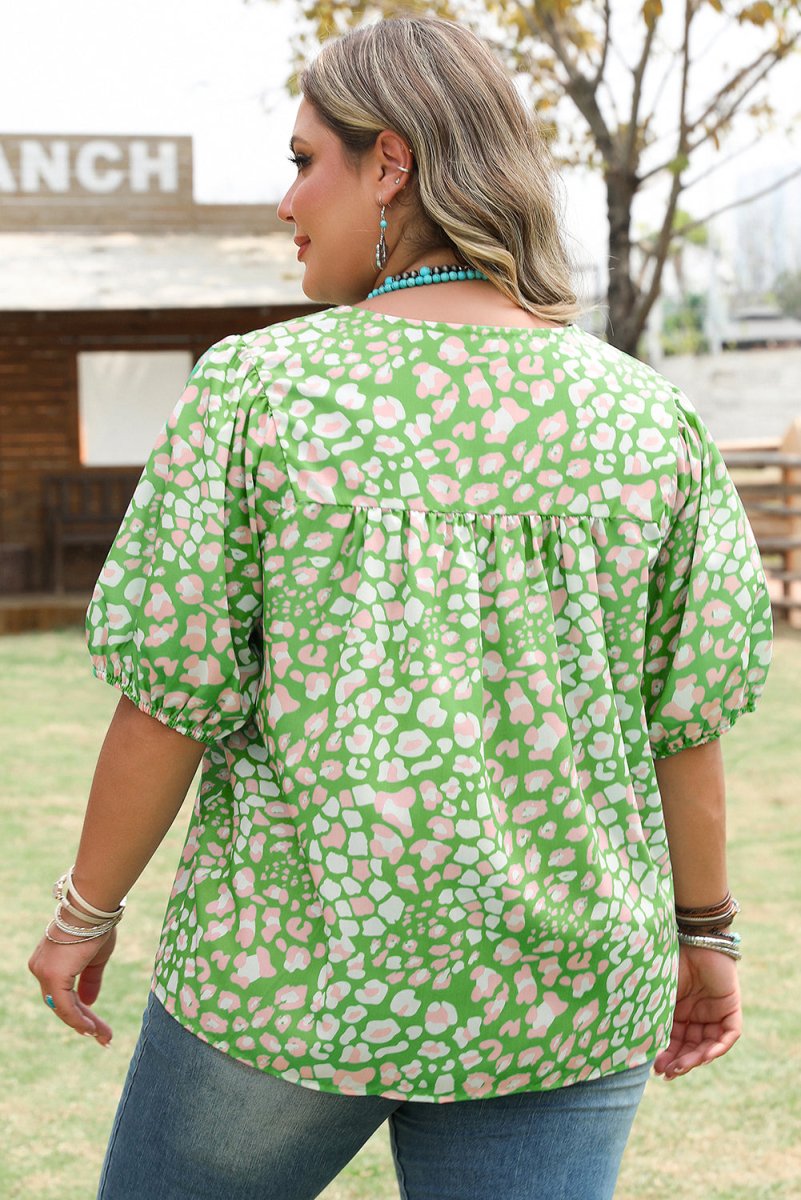 Green Plus Size Floral Tassel Tie Split Neck Puff Sleeve Blouse - Love Salve