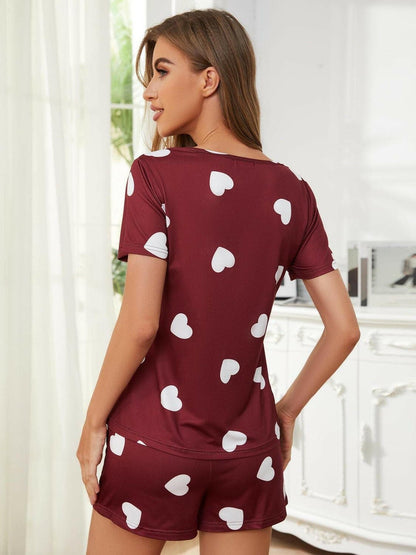 Heart Print Lounge Top and Shorts SetUpgrade Your Lounge Wear with This Heart Print Set!
 
 
Stay Stylishly Comfortable: Embrace a basic yet chic style with this two-piece lounge set.
 
Soft and Opaque:Love Salve Heart Print Lounge Toplounge