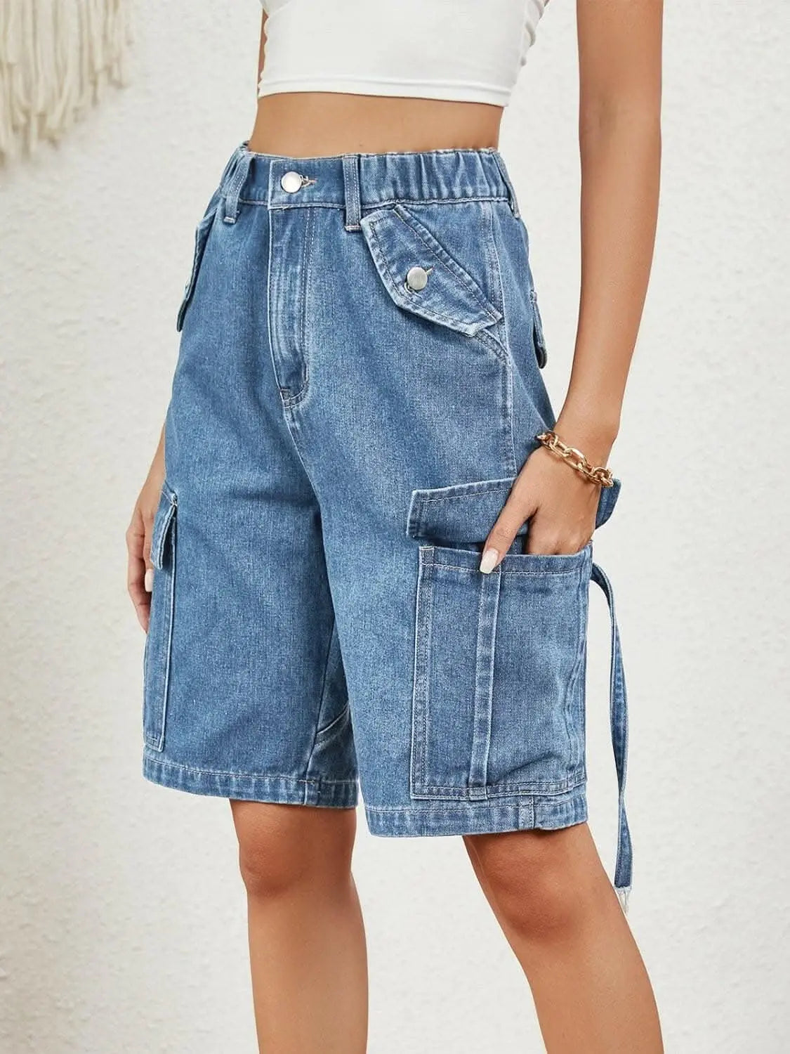 Chic high-rise denim shorts - Love Salve 