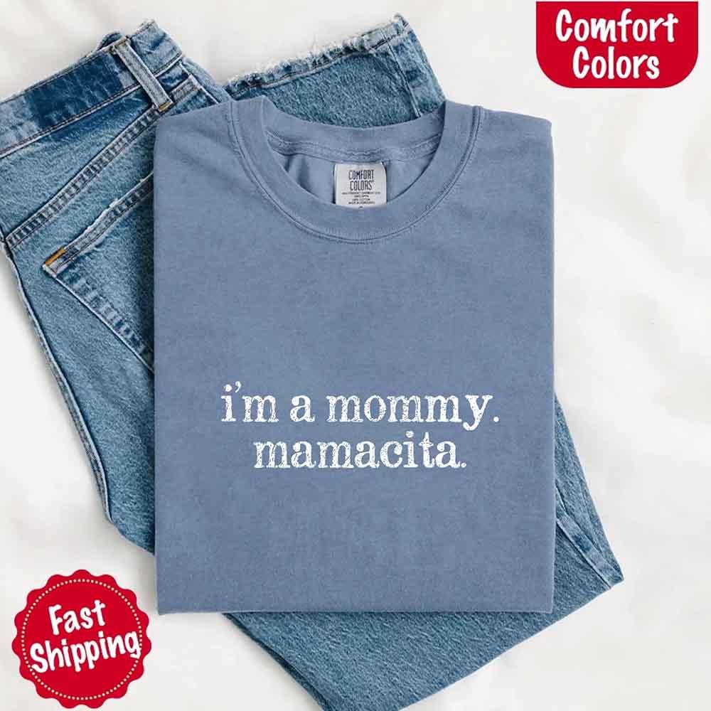 Close-up of the durable print on the "I'm A Mommy" graphic of the Adorb Custom Tees Mamacita Comfort Colors shirt.