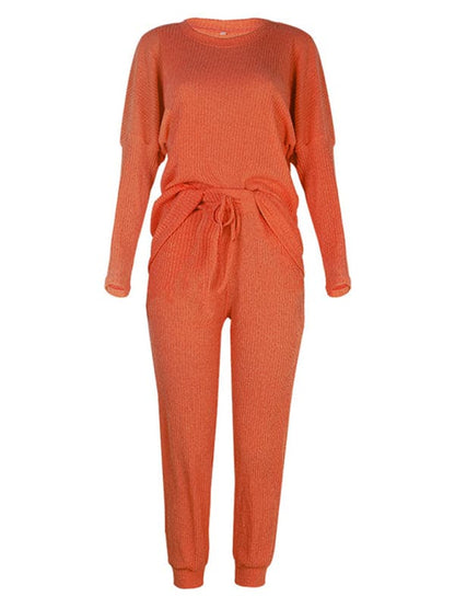 Cozy women's long-sleeve pajamas with pockets