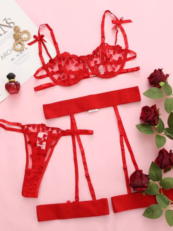 Lace and mesh three-piece set