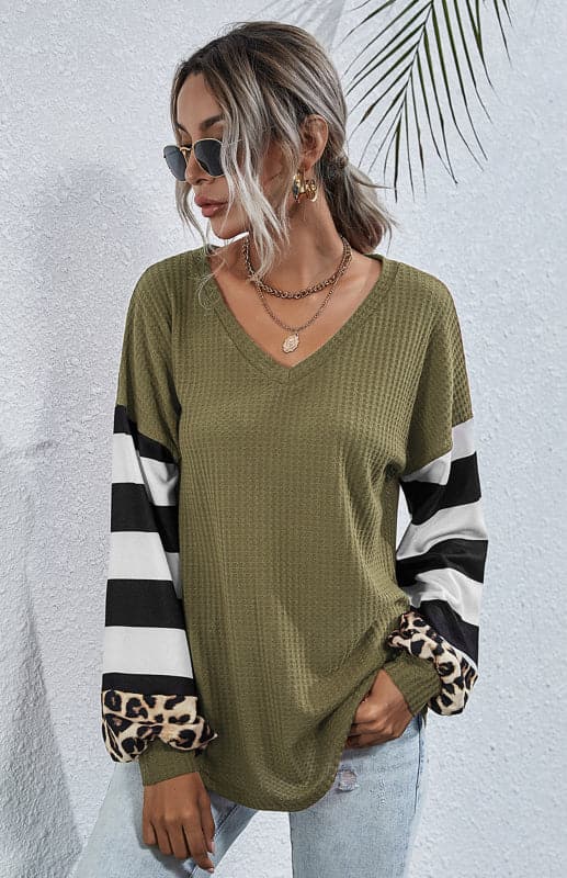 Women's Striped Stitching Long-Sleeved T-Shirt.