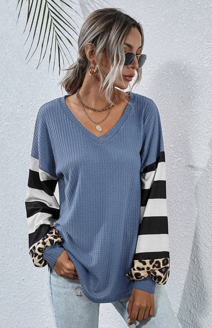 Women's Striped Stitching Long-Sleeved T-Shirt.