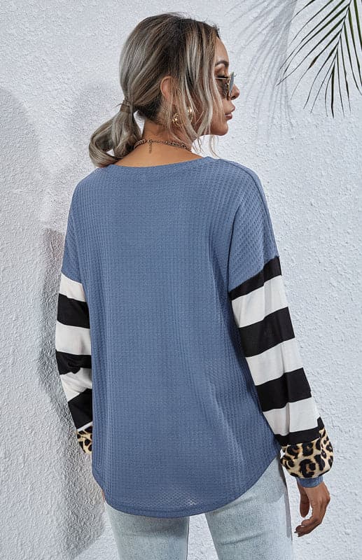 Women's Striped Stitching Long-Sleeved T-Shirt.