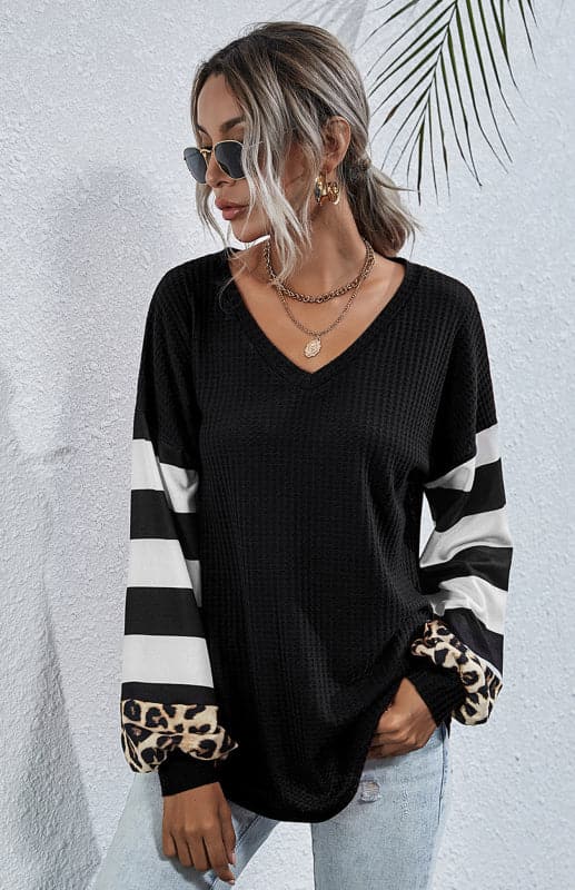 Women's Striped Stitching Long-Sleeved T-Shirt.