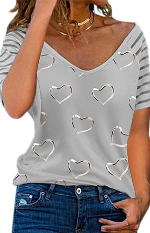 Heart Print Round Neck Short Sleeve Top.