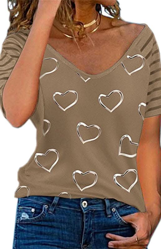 Heart Print Round Neck Short Sleeve Top.