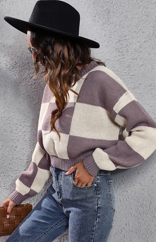 Checkerboard Long Sleeve Short Loose Knit Sweater.