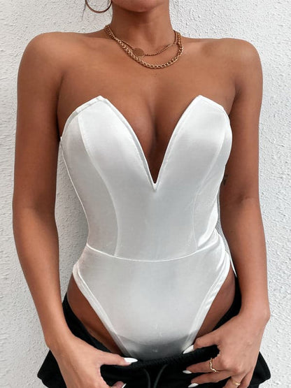 Flattering women's v-neck tube top