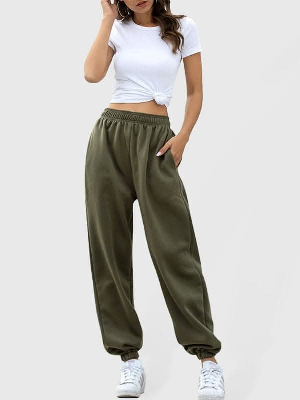 Casual sports basic loose legged pants.