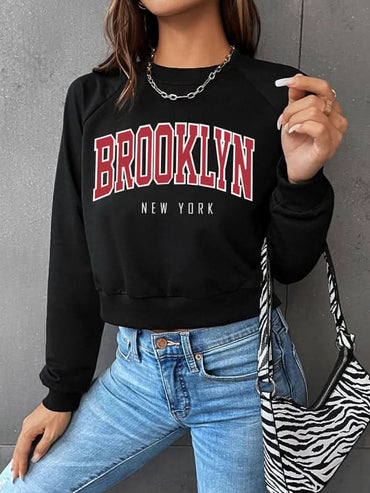 Preppy raglan sweatshirt for women