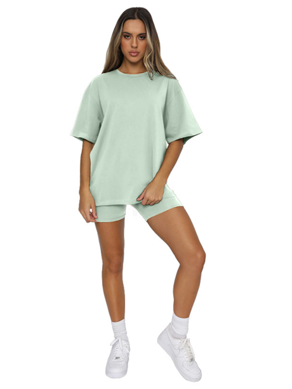 Women's solid color casual short-sleeved + shorts two-piece sets.