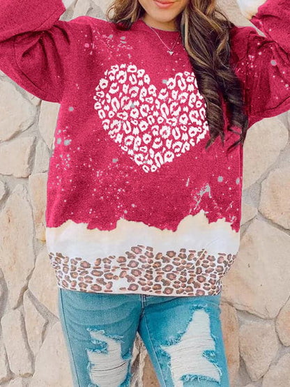 Chic leopard print heart pullover