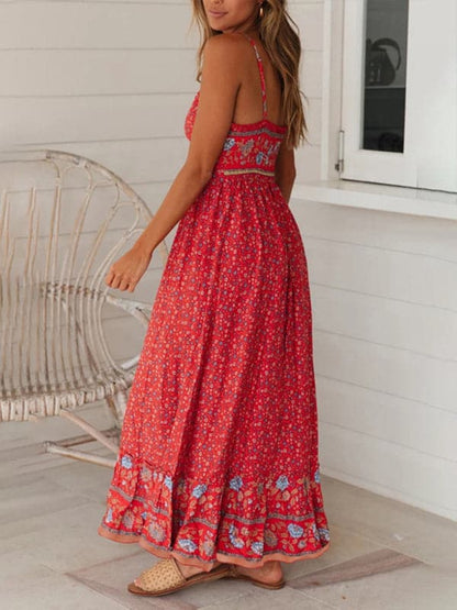 Summer new big swing skirt Bohemian V-neck suspender floral dress.