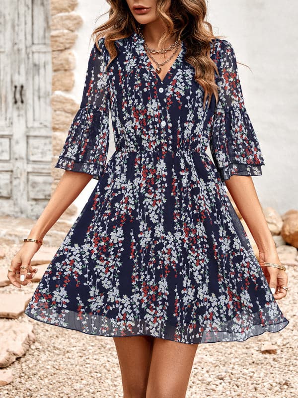 Women's fashion casual V-neck half-sleeve printed dress for women.