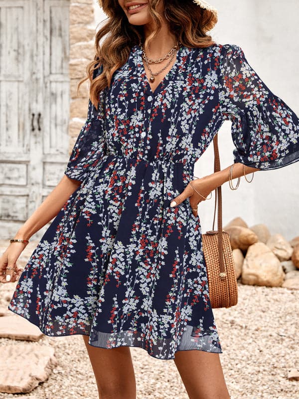 Women's fashion casual V-neck half-sleeve printed dress for women.