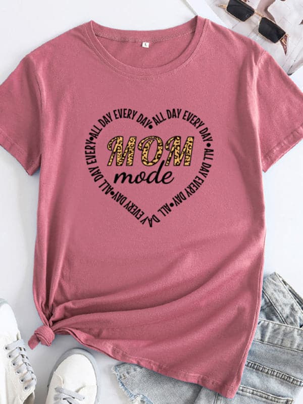 Women's Mother's Day T-shirt - Relaxed Fit, Trendy Print