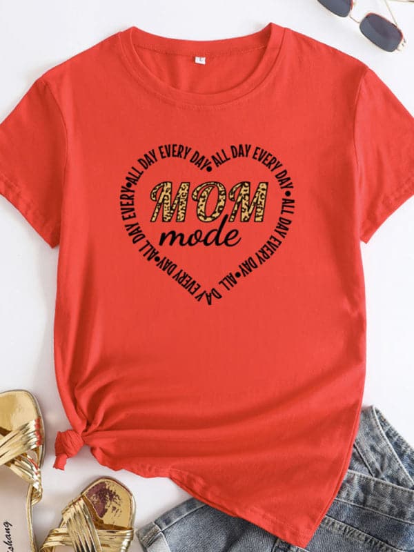 Women's Mother's Day T-shirt - Relaxed Fit, Trendy Print