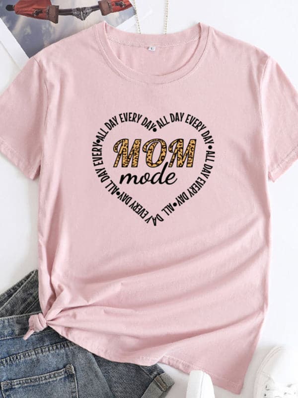 Women's Mother's Day T-shirt - Relaxed Fit, Trendy Print