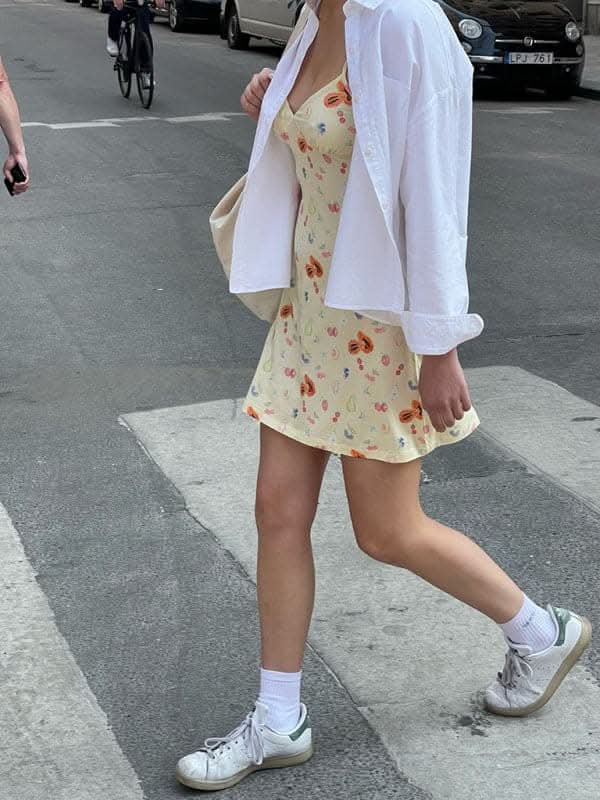 Floral sweet sexy suspender dress summer sleeveless v-neck bag hip skirt.