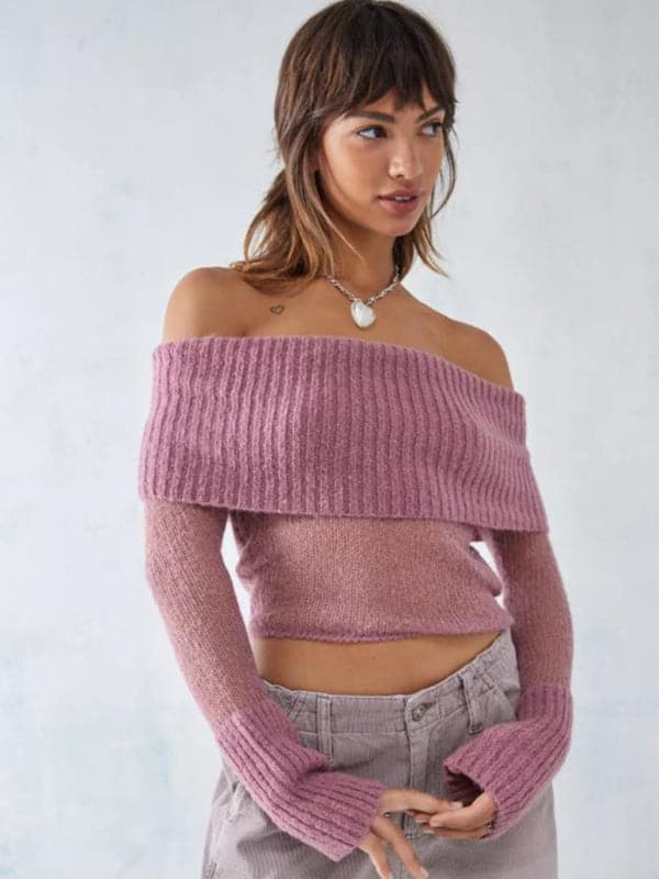 New sexy hot girl one-line collar long-sleeved sweater.