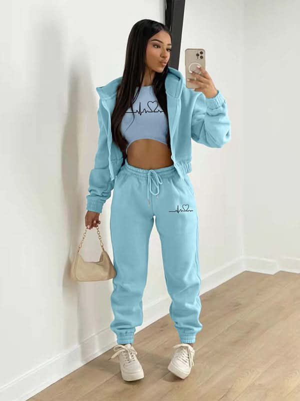 Stylish velvet jogger set for women