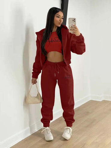 Stylish velvet jogger set for women