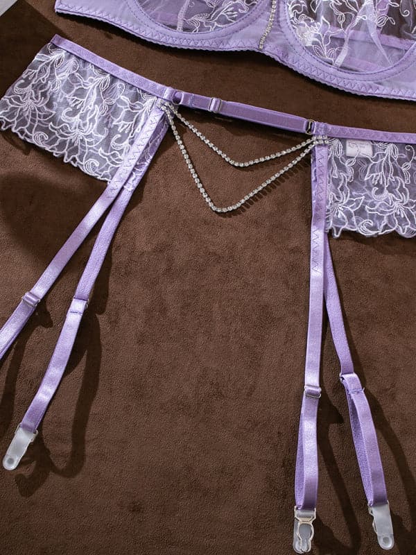 Sensual lace lingerie set - size S to L