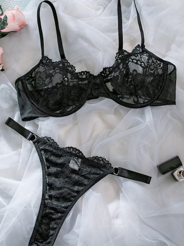 New lace erotic lingerie sexy low waist steel ring lace split two-piece set.