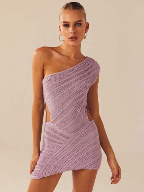 Hollow sexy tight short skirt with hollowed waist and one shoulder patchwork dress.