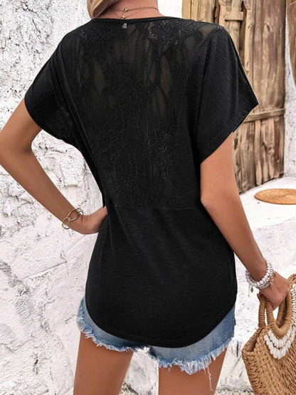 Elegant V-neck pleated tee