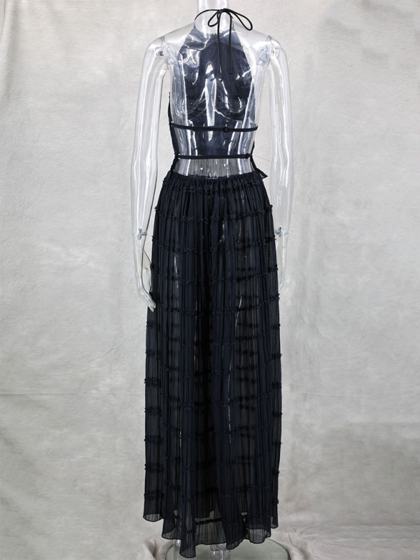 Backless lace-up halter top set and two-piece chiffon pleated long skirt with earrings.
