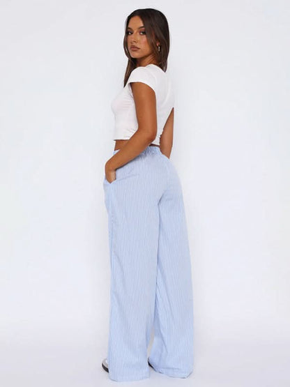 Trendy wide-leg striped pants