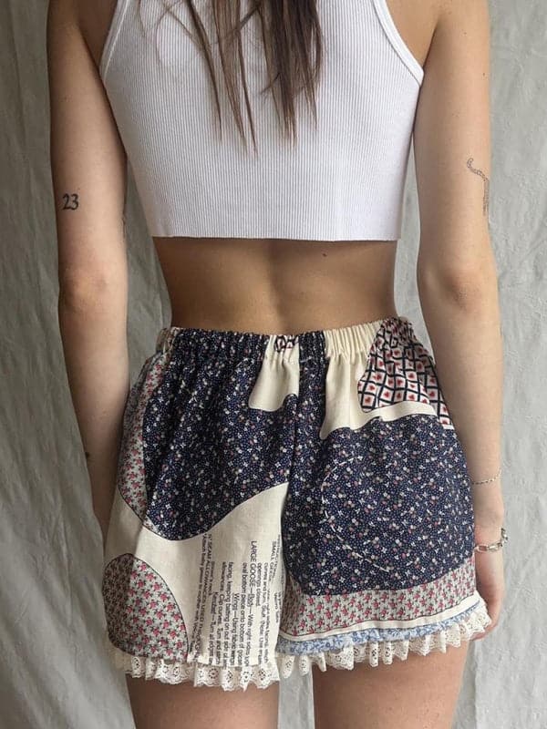 Lace spliced printed summer shorts