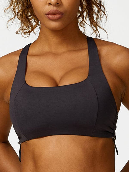 Breathable yoga bra with drawstring