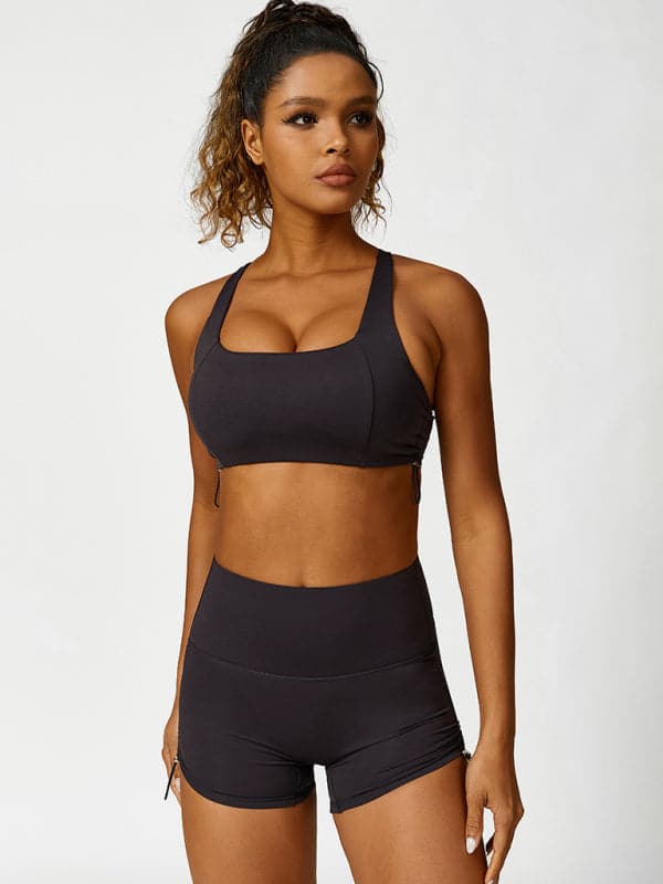 Breathable yoga bra with drawstring