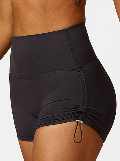 Breathable yoga shorts for running