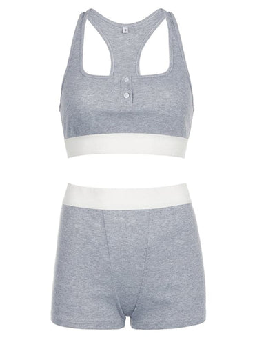 Chic color-blocked yoga set for women