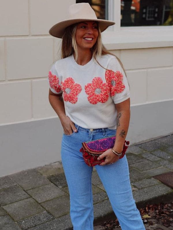 Chic pink floral short sleeve sweater