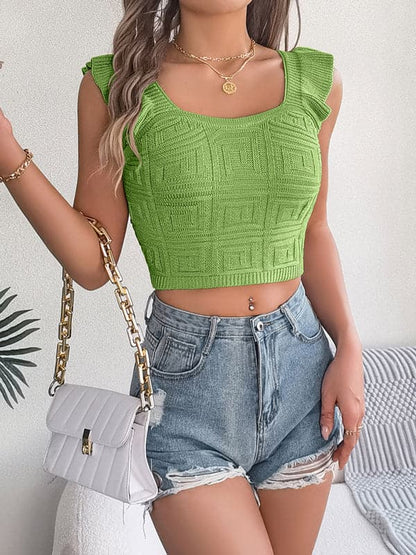 Chic sleeveless crop top with fungus hem