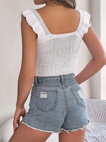 Chic sleeveless crop top with fungus hem