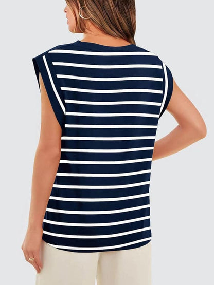 Stylish striped loose tee for summer