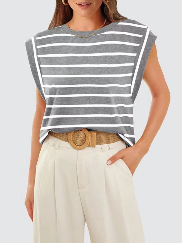 Stylish striped loose tee for summer