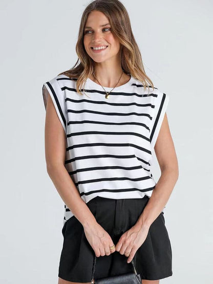 Stylish striped loose tee for summer