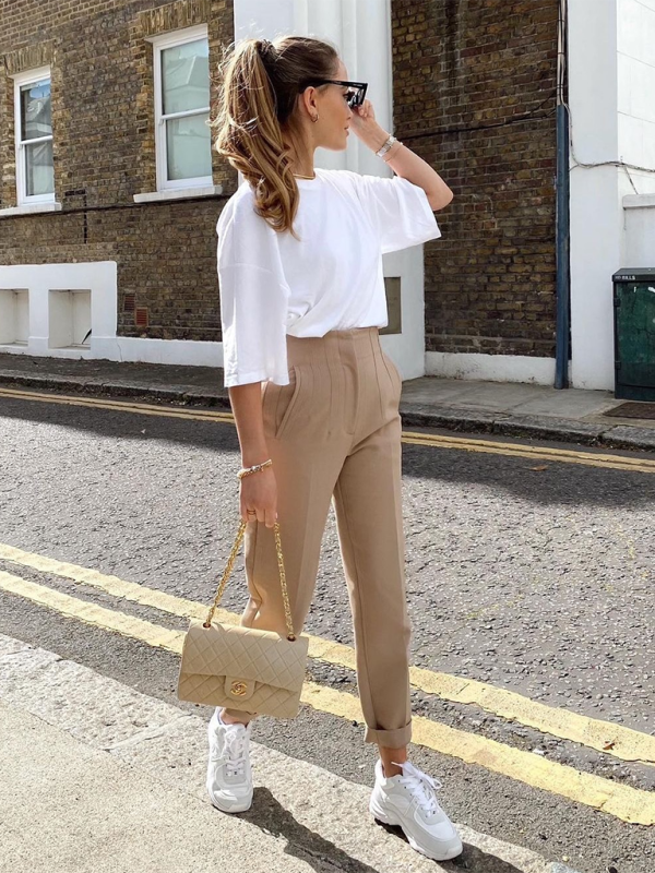 Chic high-waist trousers for women