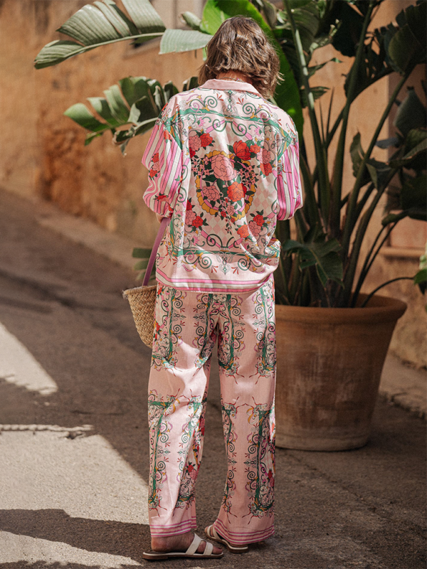 Chic two-piece printed suit