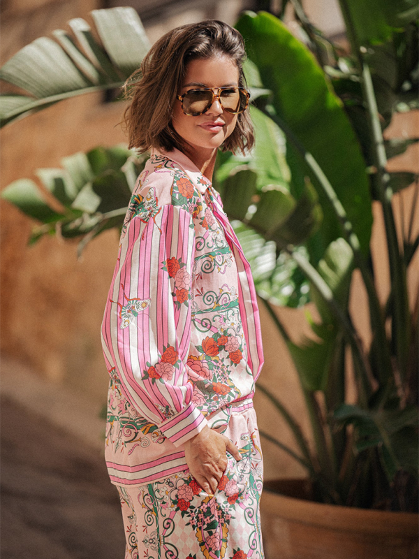 Chic two-piece printed suit