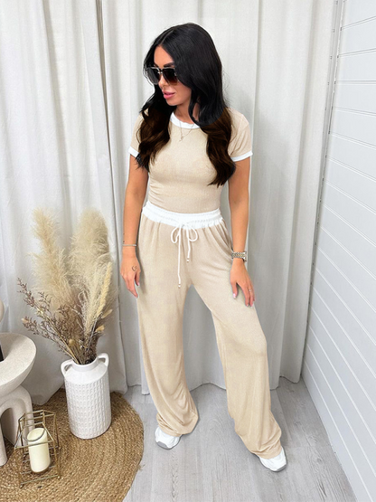 Women's sporty contrast suit