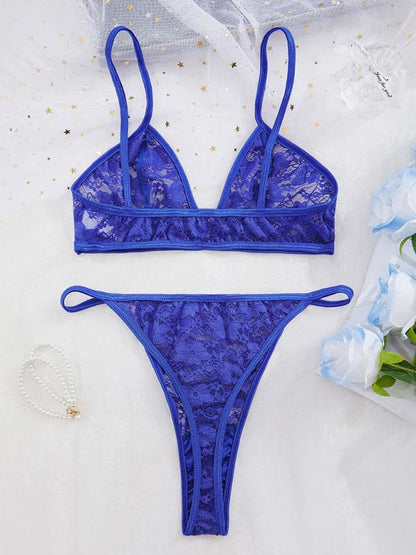 Lace bikini set for confident women